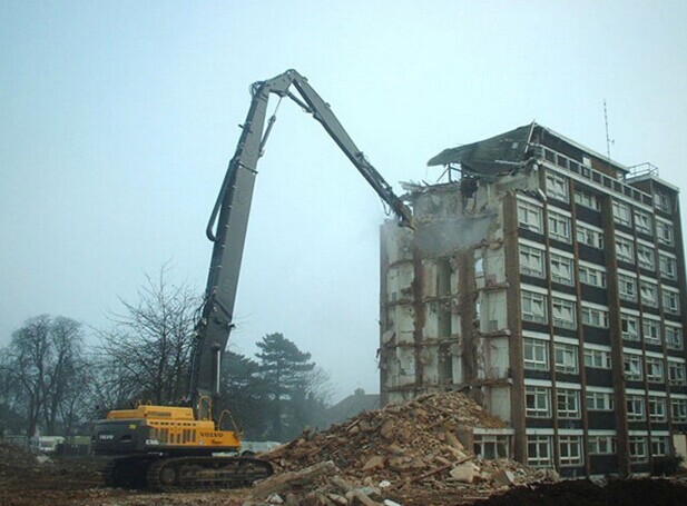 挖掘機拆樓臂 挖掘機拆樓臂